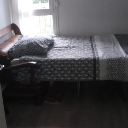F2 De 30m2 Moin Cher A 25 Min De Paris Jusqu'a 5 Personnes Apartment Le Mee-sur-Seine