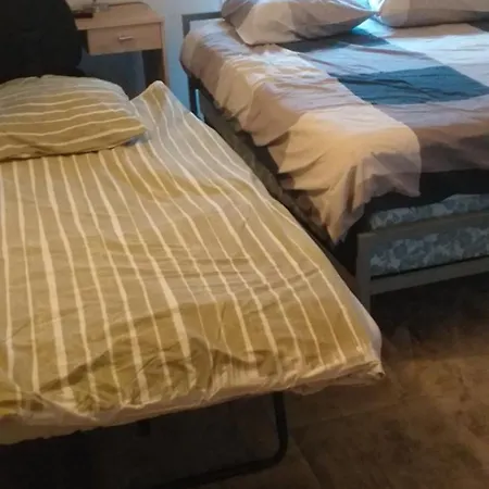 F2 De 30m2 Moin Cher A 25 Min De Paris Jusqu'a 5 Personnes * Le Mee-sur-Seine